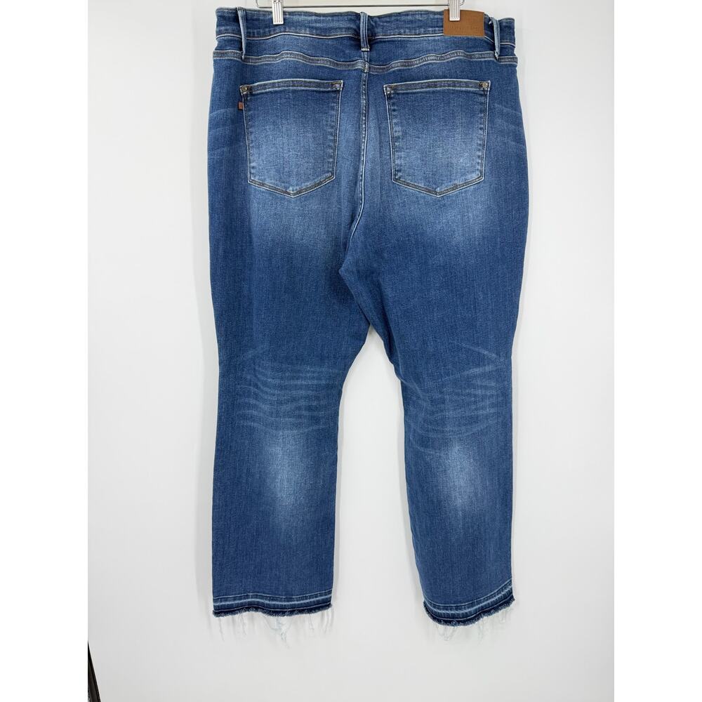 Judy Blue Womens Dad Jeans Size 22W Blue Stretchy Straight Leg High Rise - Picture 5 of 12